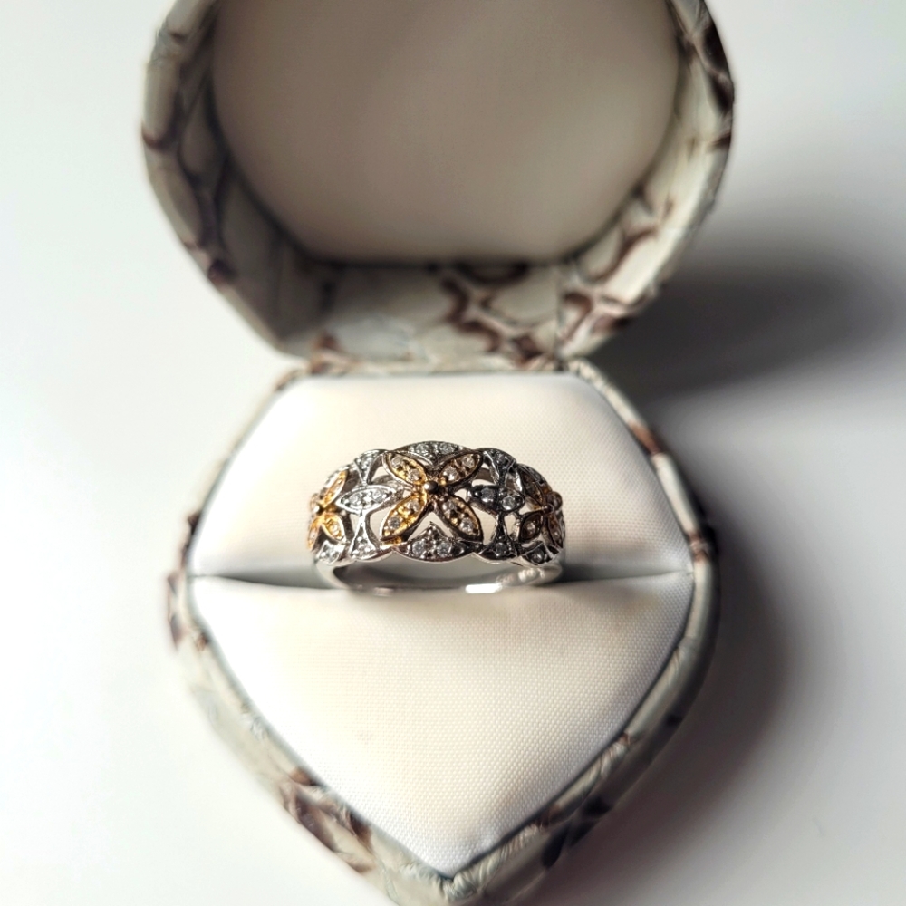 Tocara 925 silver ring with rhinestones